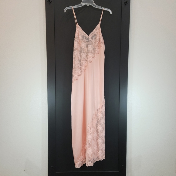 Vintage Bob Mackie for Glydons Pink Lace Inset Nightgown